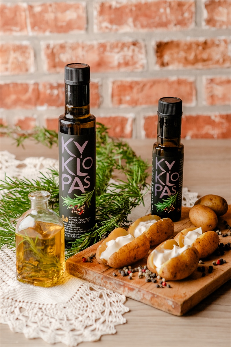 Naturally Infused Olive Oil with Rosemary and pepper corns