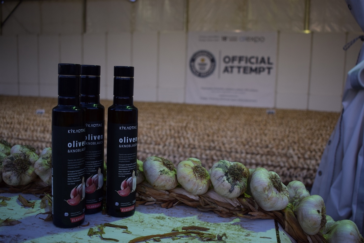 Garlic from the village of Vissa near Orestiada has entered the Guiness Book of World Records!