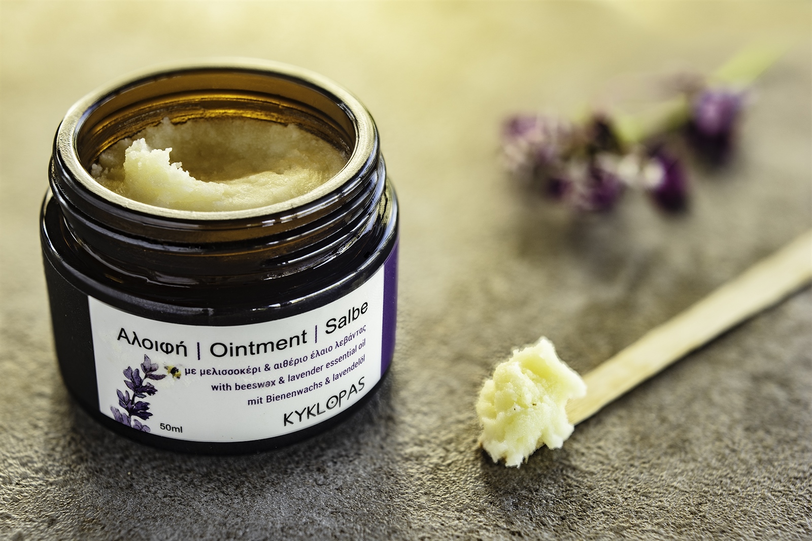 Beeswax Ointment with Lavender