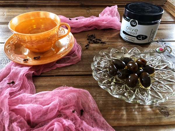 The cold has arrived... a lovely evening for tea and sweet olive