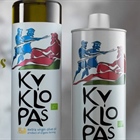 Με νέες, αισθητικά άρτιες, συσκευασίες κυκλοφορεί το εξαιρετικό παρθένο ελαιόλαδο της εταιρείας “ΚΥΚΛΩΠΑΣ”. Μετά το επιτυχημένο “Αges”
